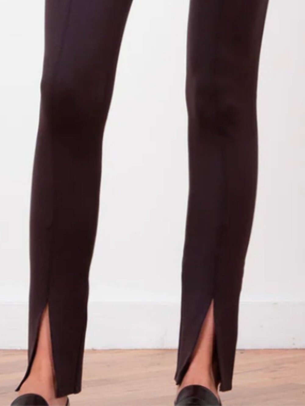 Avenue Montaigne Straight with Front Slit